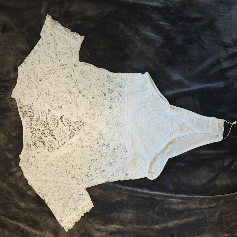 Elegant Lace White Bodysuit